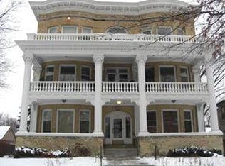 579 Summit Ave APT 103, Saint Paul, MN 55102