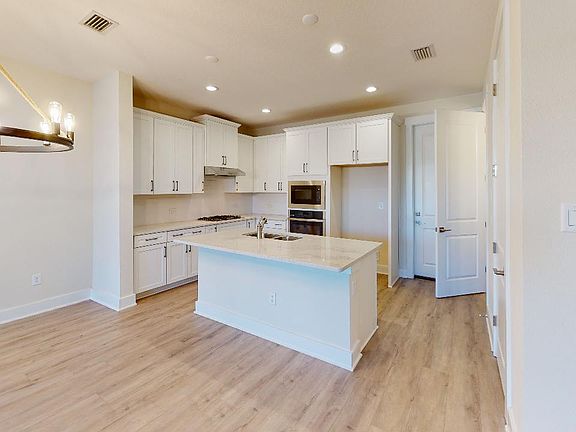 Deleon- 30 Seaport Lane - WE - Interior - Kitchen - a