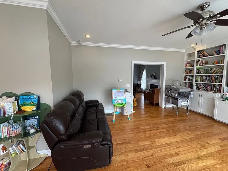 43 Canterbury Rd — Photo 17