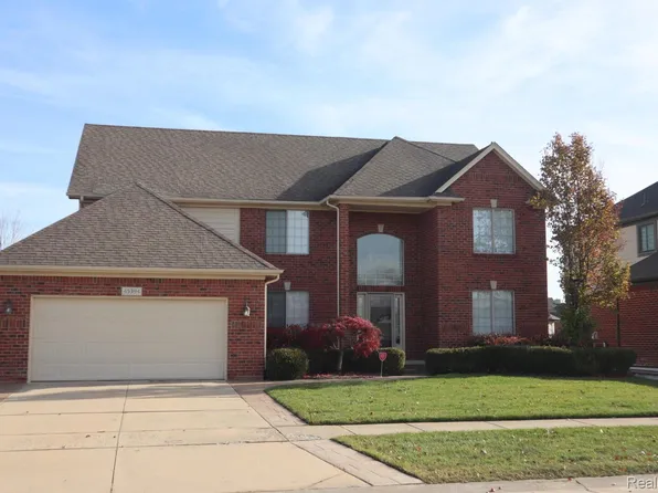 45394 Torch Lake Dr, Macomb, MI 48044