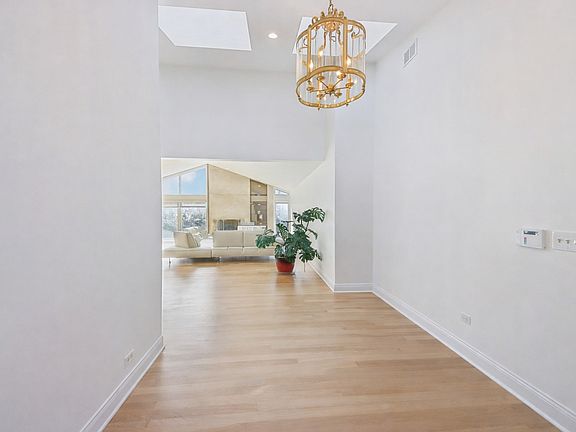 4th image of 3623 Pebble Beach Rd