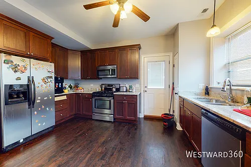 933 W Agatite Ave #3S Photo 1 933 W Agatite Ave #3S Photo 1