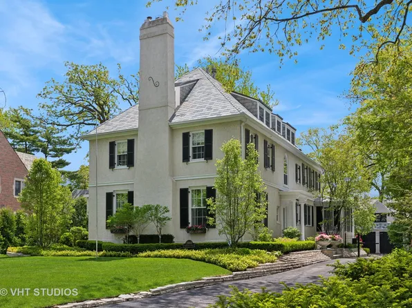 2864 Sheridan Pl, Evanston, IL 60201