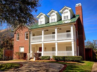 2022 Banks St, Houston, TX 77098