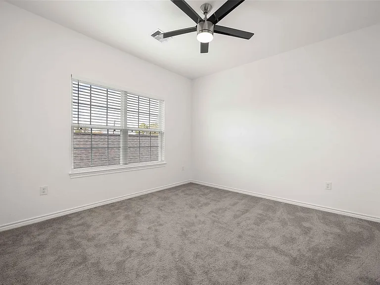 4406 Sterling St #B — Photo 25