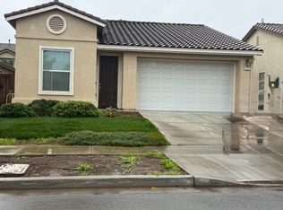 1442 W Dynes St, Merced, CA 95348