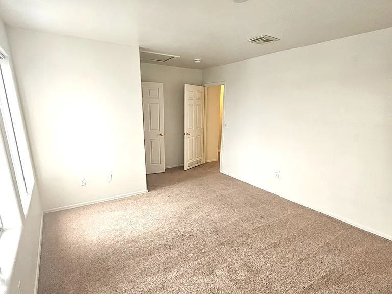 Mountain Park Townhomes — Photo 11