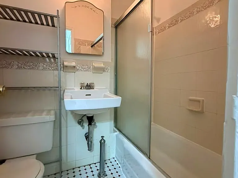 324 E 14th St #5-B — Photo 7
