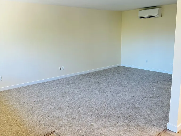 316 NW Richmond Beach Rd — Photo 3