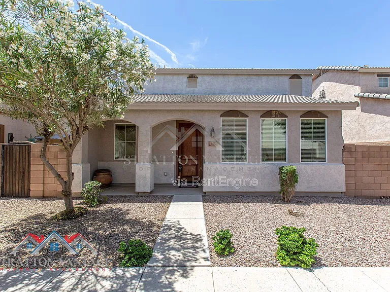 4352 E Carla Vista Dr — Photo 1