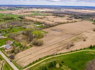 Cloverleaf Rd, Hortonville, WI 54944