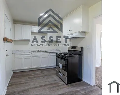 3317 NE 15th St — Photo 12
