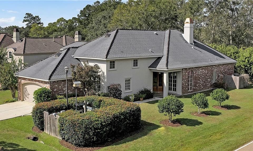 1st image of 225 Orchard Row