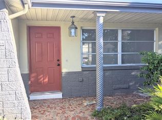 4115 Westwood Dr, Holiday, FL 34691