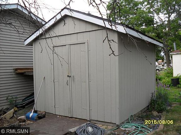 3rd image of 660 W 2nd St