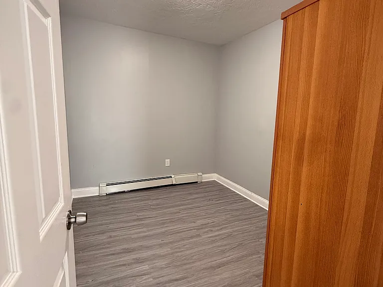 154 Marshall St #1 — Photo 7