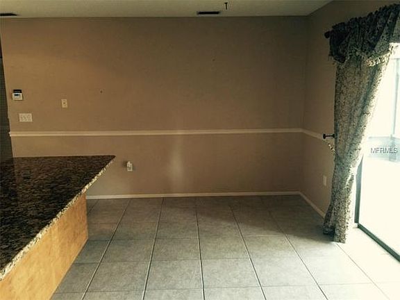 3rd image of 8905 Pohoy Ave