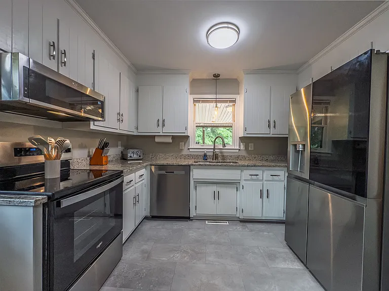 7205 John Elizabeth Pl — Photo 39