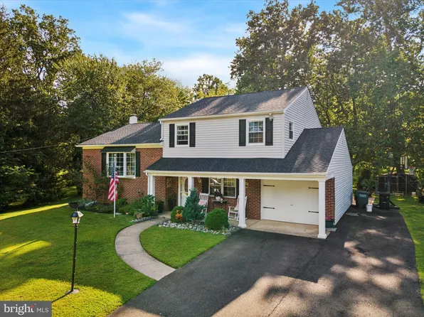 735 Spring Hill Rd, Feasterville Trevose, PA 19053