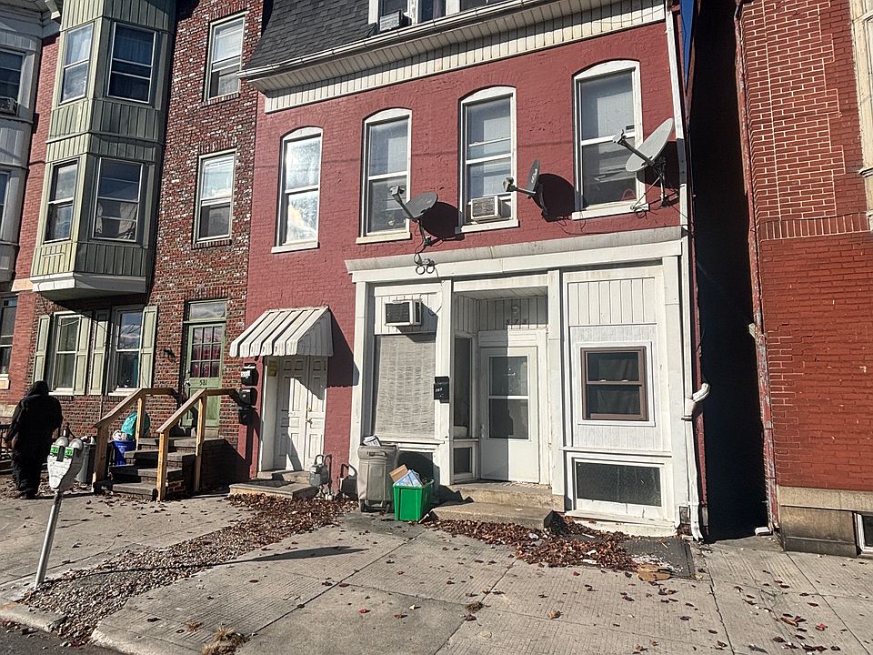 1st image of 575-577 W Market St Rear 1F