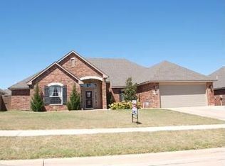 5303 SW Ashbrook Ave, Lawton, OK 73505