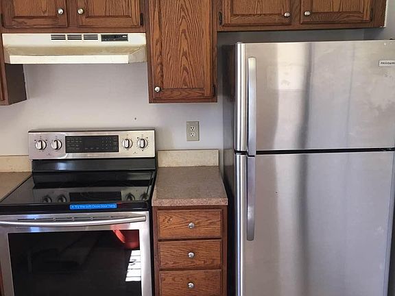 3rd image of 316 Littleton Ave