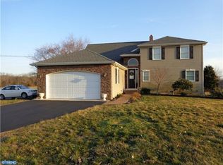 61 Fenimore Rd, Lumberton, NJ 08048