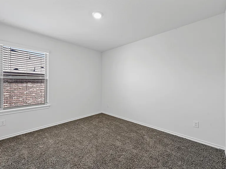 508 Windrow Dr — Photo 8