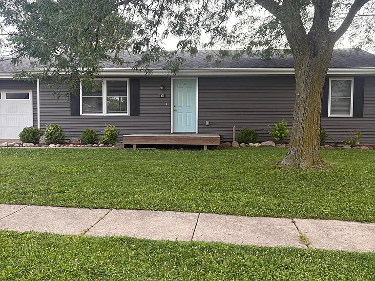 1101 Lincoln St SE — Photo 1