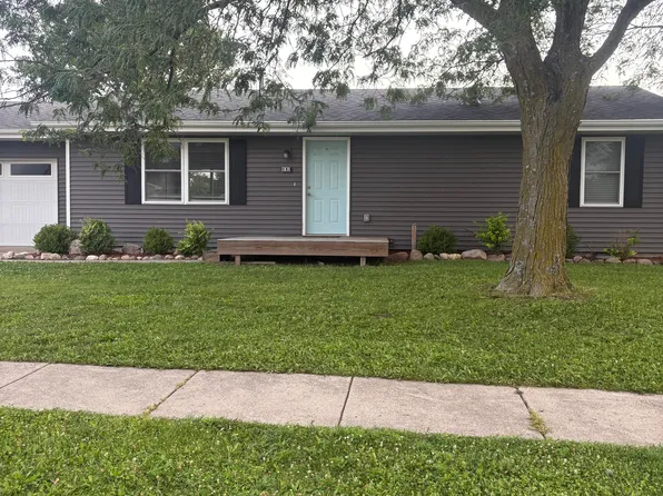 1101 Lincoln St SE, Bondurant, IA 50035