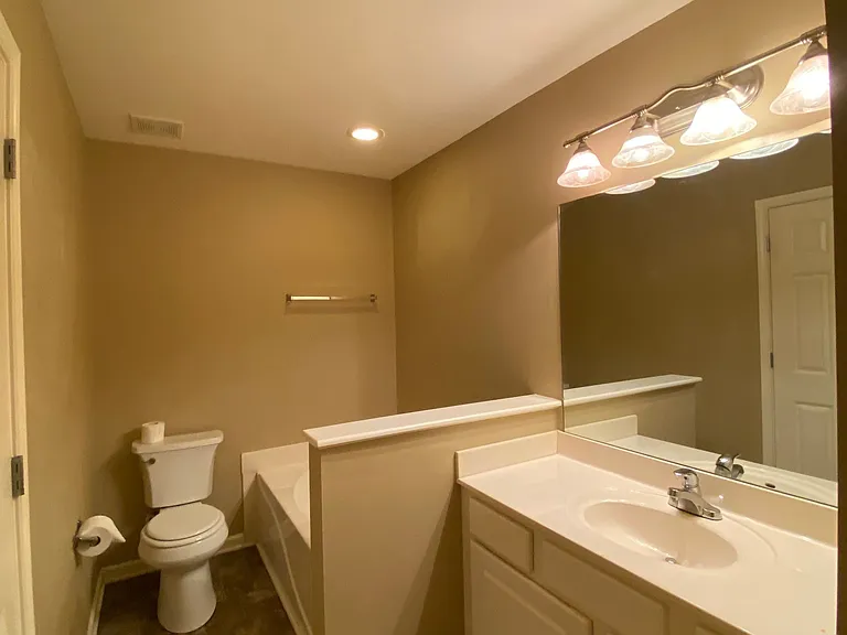 1143 Nashboro Blvd — Photo 8