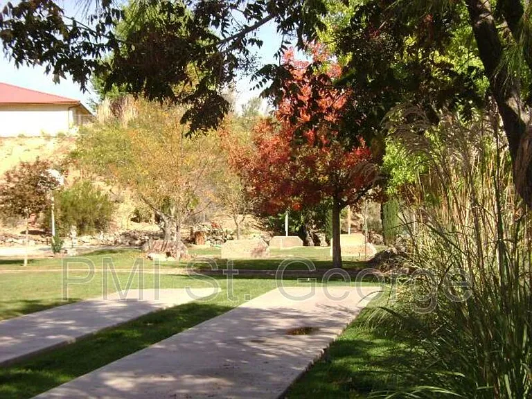 2990 E Riverside Dr #28 — Photo 7