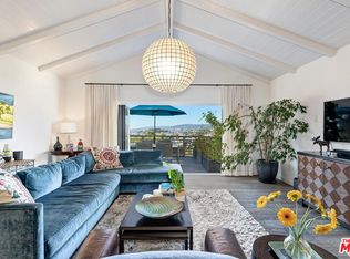 1757 Hollyvista Ave, Los Angeles, CA 90027