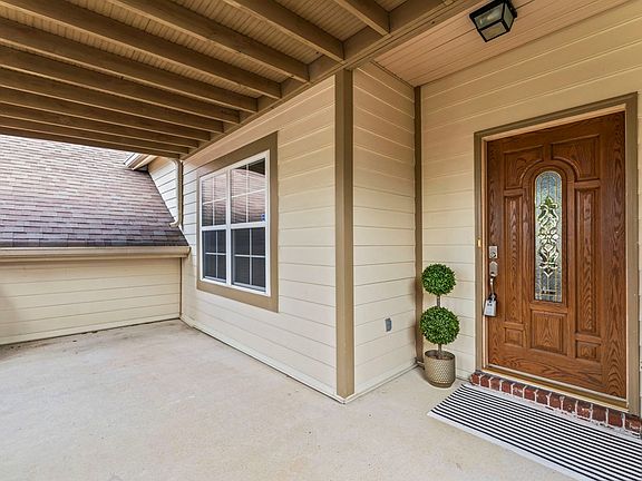 4th image of 113 Lake Point Ct