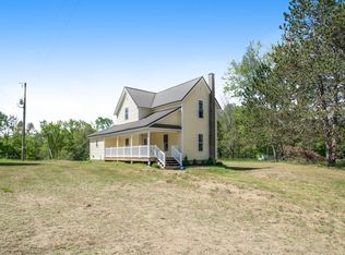 286 E Baseline Rd, White Cloud, MI 49349