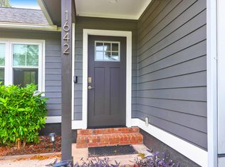 1642 Lauda Dr, Mount Pleasant, SC 29464