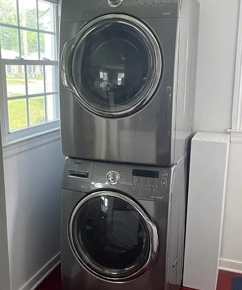 Stacked wash/dry