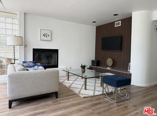 39 Westminster Ave, Venice, CA 90291