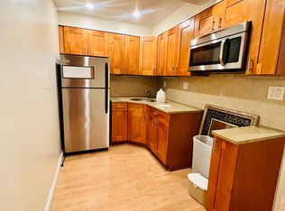 15719 45th Ave FLOOR 1, Flushing, NY 11355