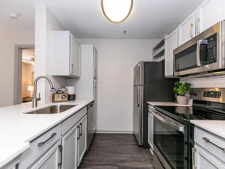 Briarcliff Apartments — Photo 6