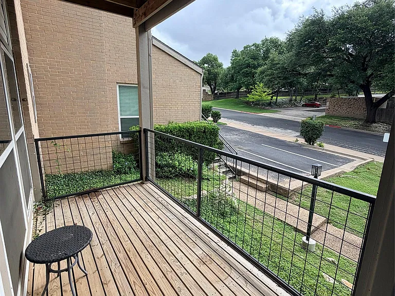 6600 Valleyside Rd #D-20 — Photo 5