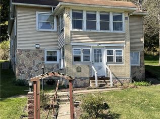 30 Panorama Dr, Washington, PA 15301