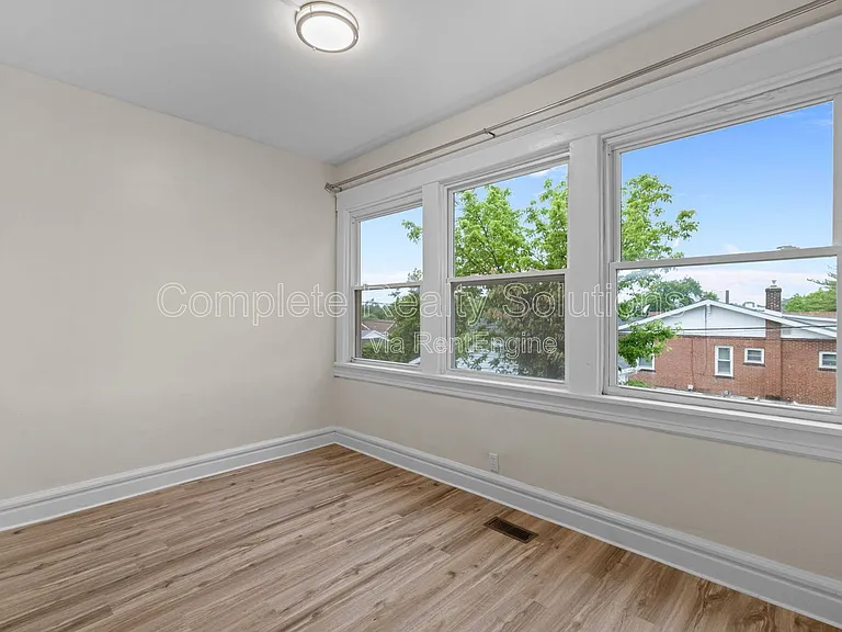 4301 S 38th St #1S — Photo 18