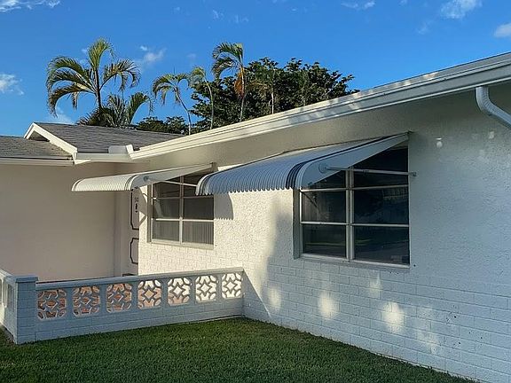 3rd image of 5101 Nicholas Dr
