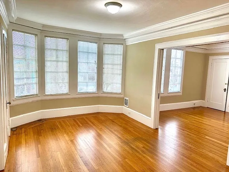 2409 College Ave — Photo 55