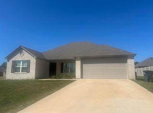 1608 Ridgefield Cir, Searcy, AR 72143