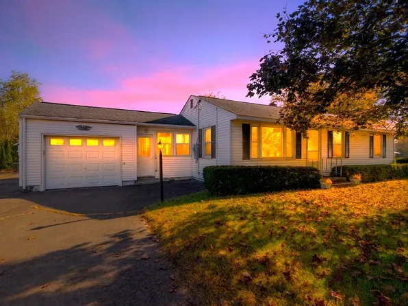 56 Taft St, Feeding Hills, MA 01030