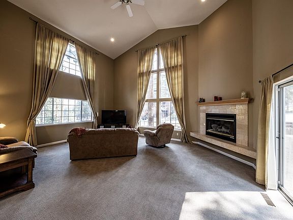 3rd image of 1726 High Meadows Ct