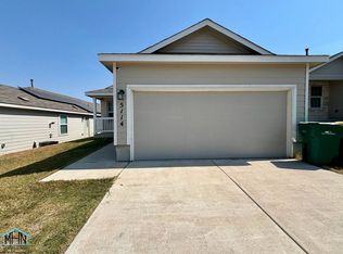 5114 Y Bar Smt, Converse, TX 78109