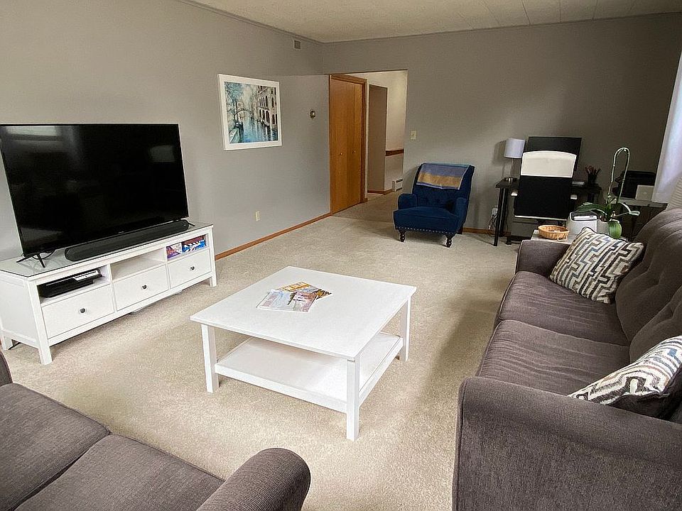 1st image of 308 S Minnesota St APT 1